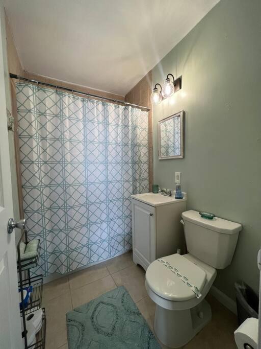 Beach Bungalow In Downtown Cocoa Beach Villa Buitenkant foto